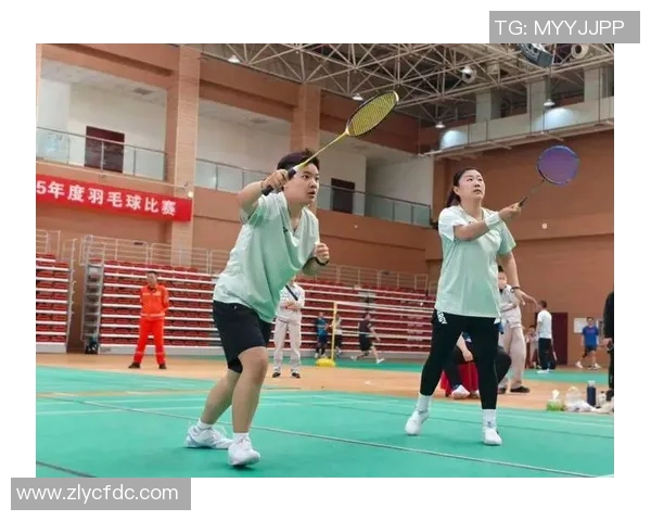 羽毛球盛宴:深入了解广州羽毛球队的默契与协作精神 羽毛球盛宴:深入了解广州羽毛球队的默契与协作精神