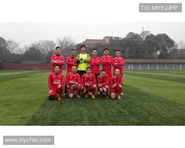 成都羽毛球队征战洲际杯的拼搏历程与荣耀时刻分享